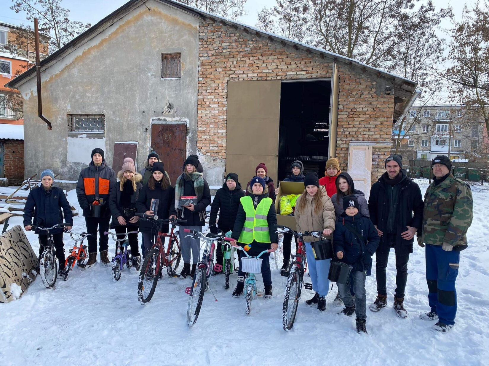 Winter-Spendenkampagne für flüchtende Kinder und Jugendliche in der Ukraine