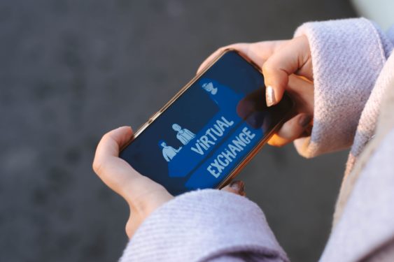 Freie Plätze im digitalen Schulaustausch
